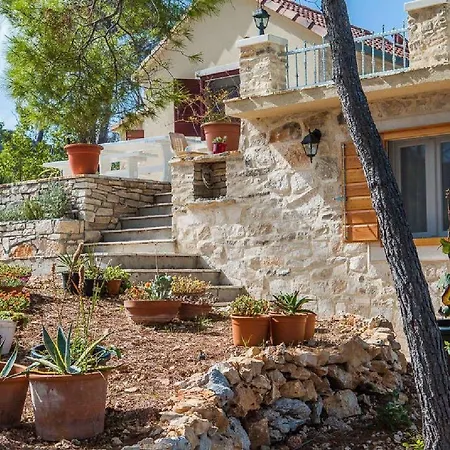 Сasa de vacaciones House Vesna Kupinova *