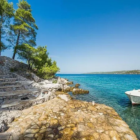 House Vesna Kupinova Tatil Evi