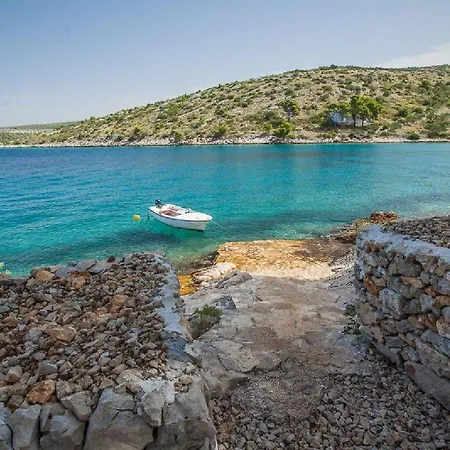 House Vesna Kupinova Tatil Evi *