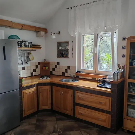 House Vesna Kupinova