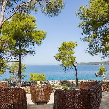 House Vesna Kupinova * Milna (Brac)