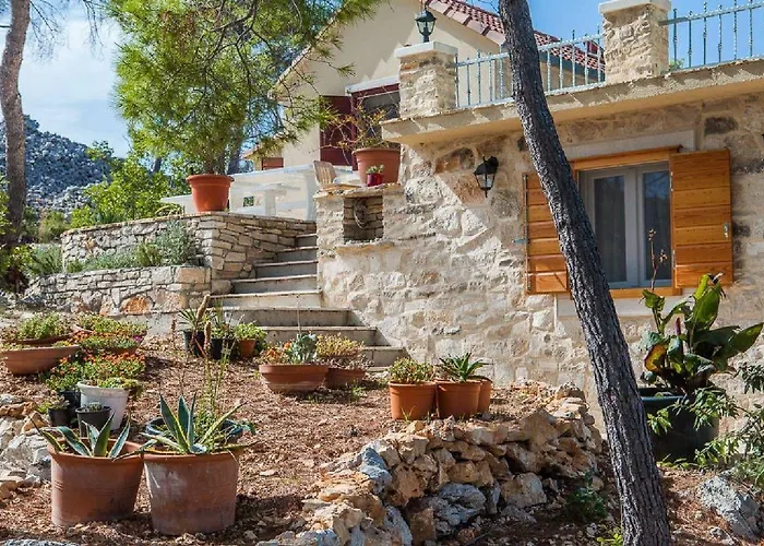 Сasa de vacaciones House Vesna Kupinova *