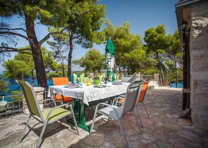 House Vesna Kupinova Сasa de vacaciones *