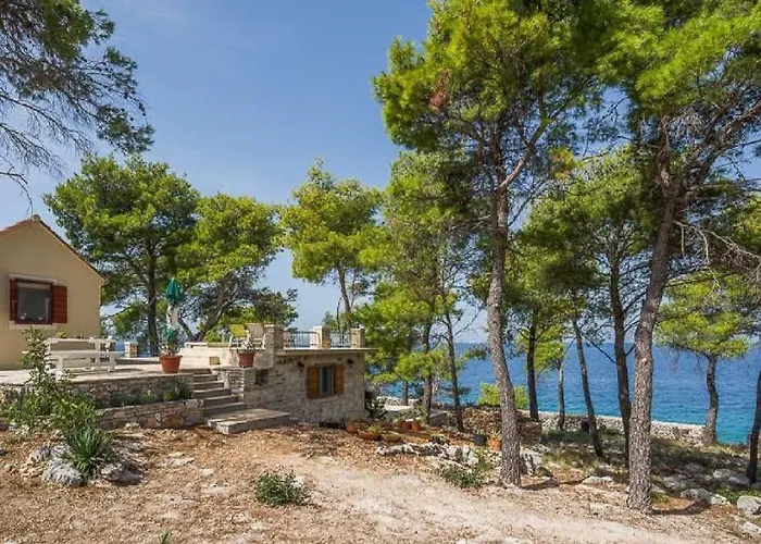 House Vesna Kupinova *